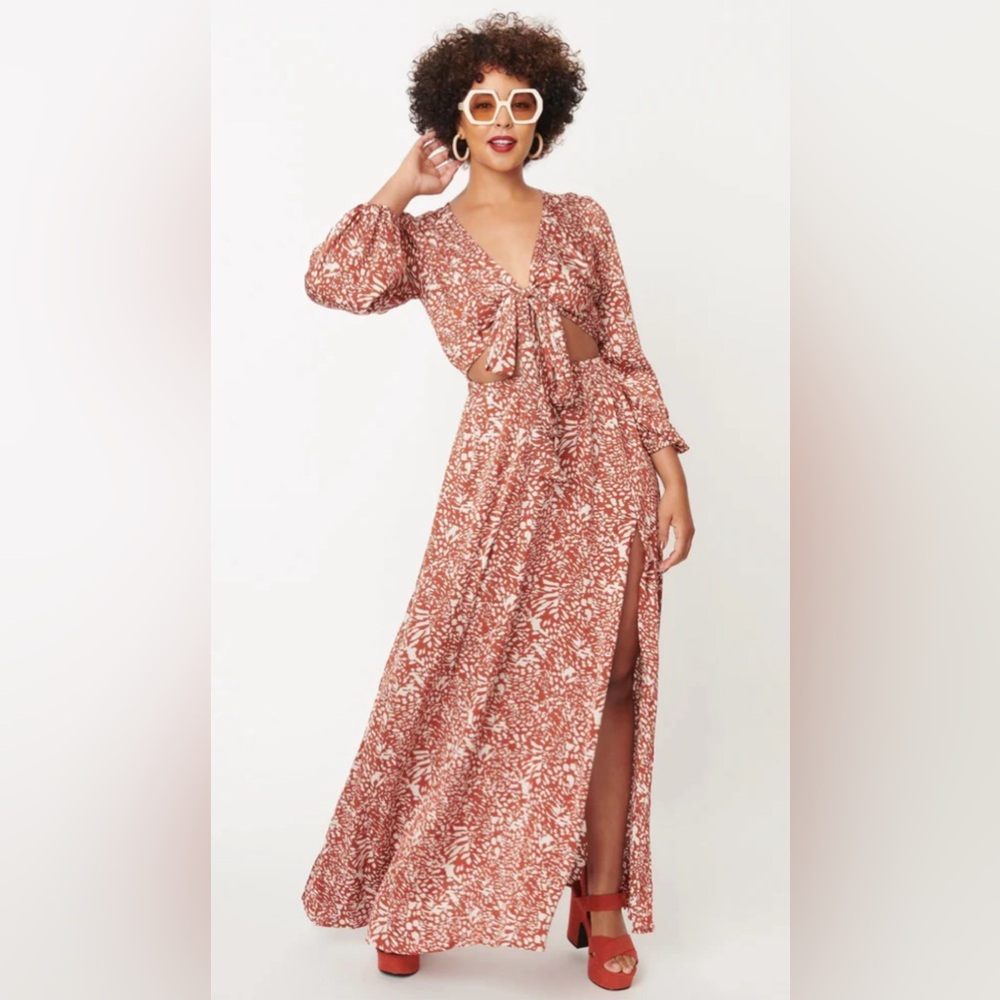 Rust & Cream Abstract Spotted Print Front Tie Maxi Dress